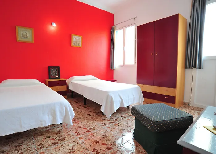 Alcaravaneras (adults Only) Affittacamere 2*