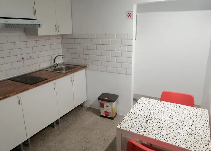 Πανσιόν Alcaravaneras (adults Only)