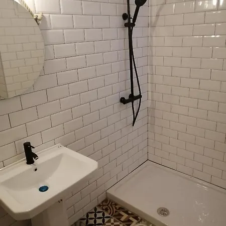 Alcaravaneras (adults Only)