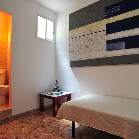 Alcaravaneras (adults Only) Guest house