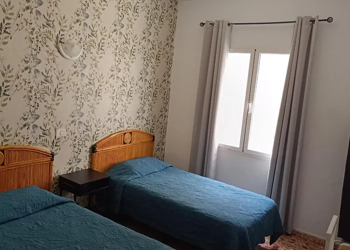 Alcaravaneras (adults Only)