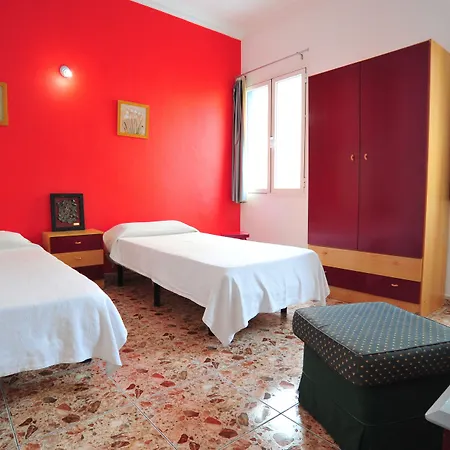 Alcaravaneras (adults Only) Pensionat 2*